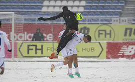 Відомо, скільки сантиметрів снігу випало під час матчу Динамо – Зоря