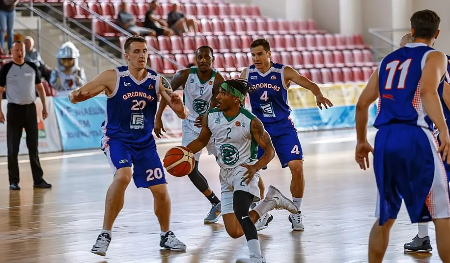 Беларусь остановила чемпионаты республики по баскетболу из-за коронавируса