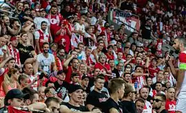 «Славия» порекомендовала своим фанатам не надевать красную символику клуба в Киеве