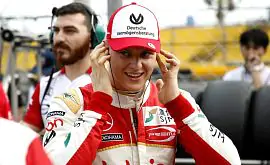 Мик Шумахер дебютирует на тестах Формулы-1 в составе Ferrari