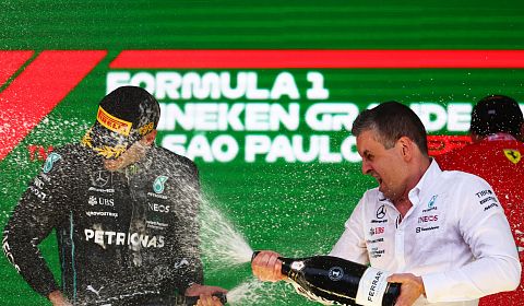 Рассел выиграл Гран-при Бразилии – это его первая победа в карьере