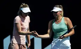 Костюк и Саснович снялись с парного четвертьфинала на турнире в Мельбурне