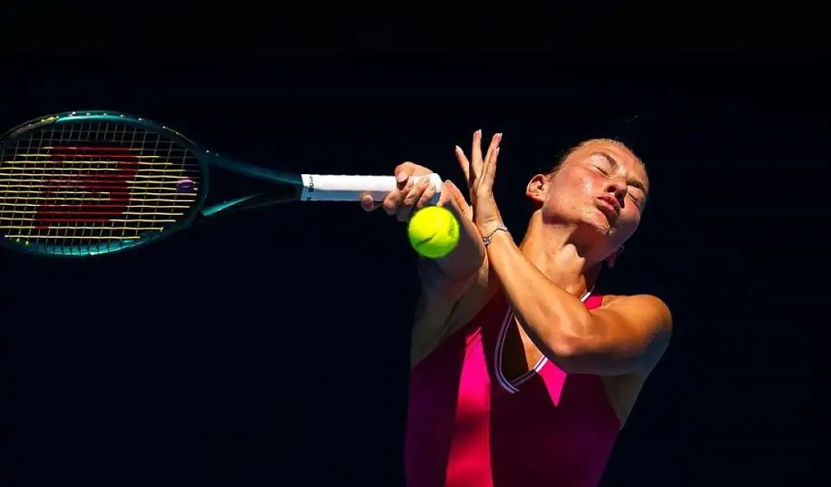 Костюк в напряженном матче уступила Гауфф в четвертьфинале Australian Open