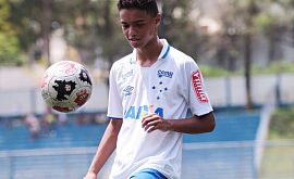 13-летний сын Роналдиньо начал тренировки в составе «Крузейро»
