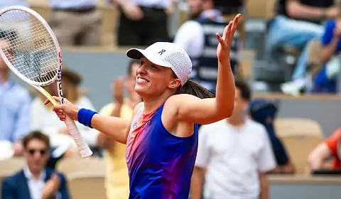 Швьонтек стала першою фіналісткою Roland Garros