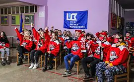 Исторический хоккейный матч «Донбасс» – «Сокол»: как  фанаты болели у телевизоров