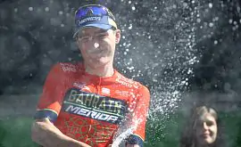 Украинец Марк Падун выиграл финальный этап престижной многодневки «Тур Альп»