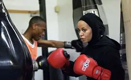 AIBA допустила женщин соревноваться в хиджабах