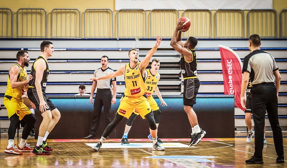 Точная трешка на последней секунде матча принесла «Киев-Баскету» третьею победу в Кубке FIBA