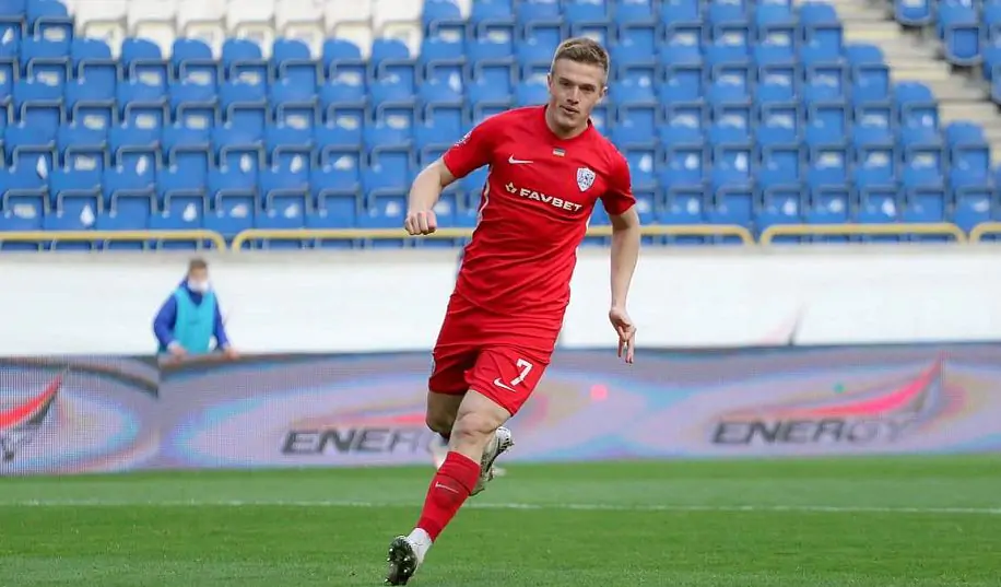 Нурієв зіграв перший матч за « Колос »