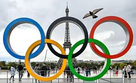 Чоловічий тріатлон на Олімпійських іграх перенесено на інший день через якість води в Сені