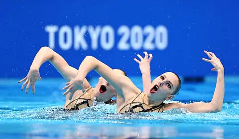 На Іграх в Парижі-2024 можуть пройти показові виступи змішаних пар в синхронному плаванні
