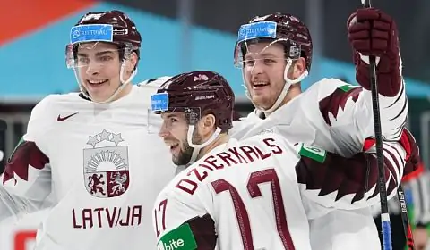 Первая победа Латвии над Канадой и средний палец белоруса словакам. Чем запомнился первый день ЧМ-2021