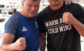 Усик поддержал национальную сборную Украины по боксу 