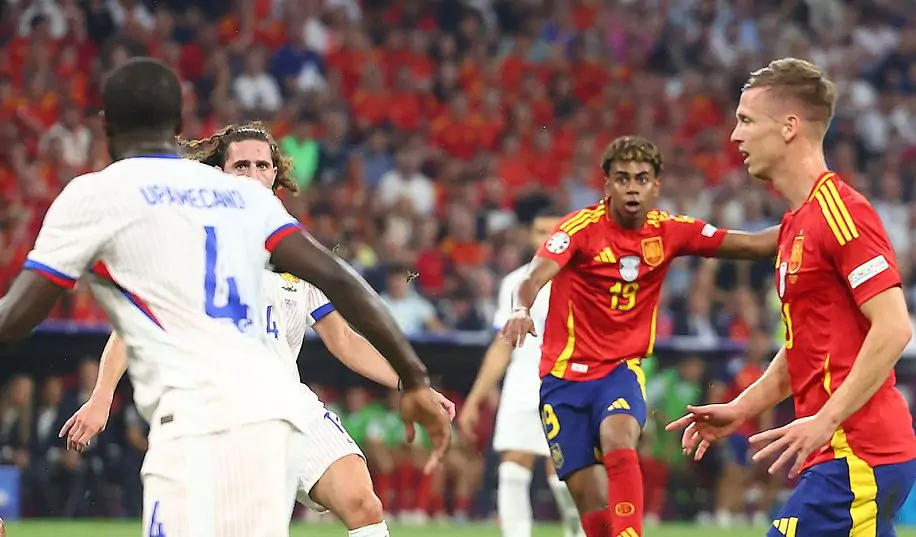 Збірні Іспанії та Франції визначили першого фіналіста Євро-2024