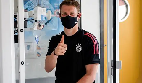 Нойер занервничал. «Бавария» подписала контракт с 23-летним талантливым вратарем «Шальке»