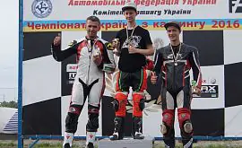 Никита Калинин выиграл первый этап Кубка Украины по кольцевым мотогонкам 