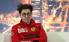 Керівник Ferrari розповів, на кого б поставив гроші в боротьбі Хемілтон – Ферстаппен