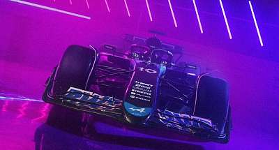 Нова команда Шумахера презентувала болід на сезон-2024 Формули-1
