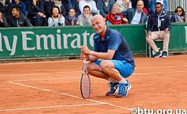 Медведев примет участие в Турнире легенд на Roland Garros
