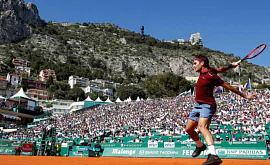 Точно в девятку! Убойный удар Федерера на турнире в Монте-Карло. Видео