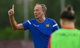 Петраков не выигрывает 5 матчей подряд во главе сборной Армении