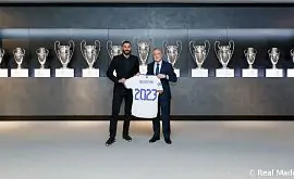 «Реал» объявил о продлении контракта с Бензема