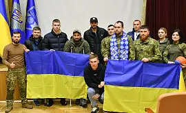 Футболисты киевского «Динамо» посетили раненых военных