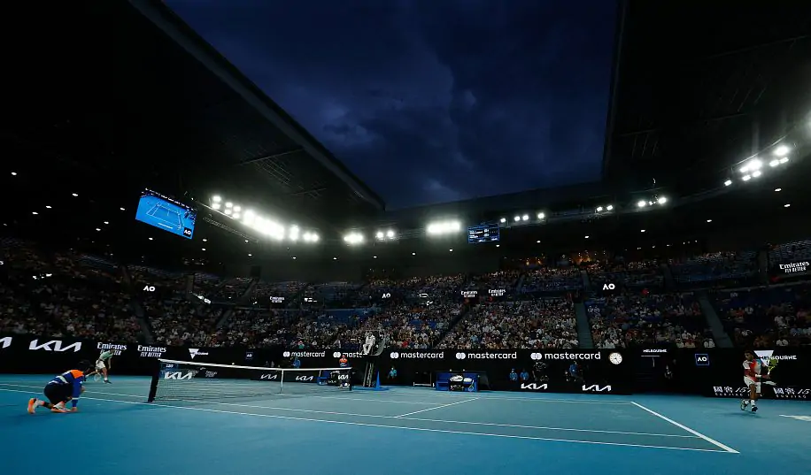 Чумовой камбэк. Как главный фаворит Australian Open отыгрался с 0:2 по сетам в четвертьфинале турнира