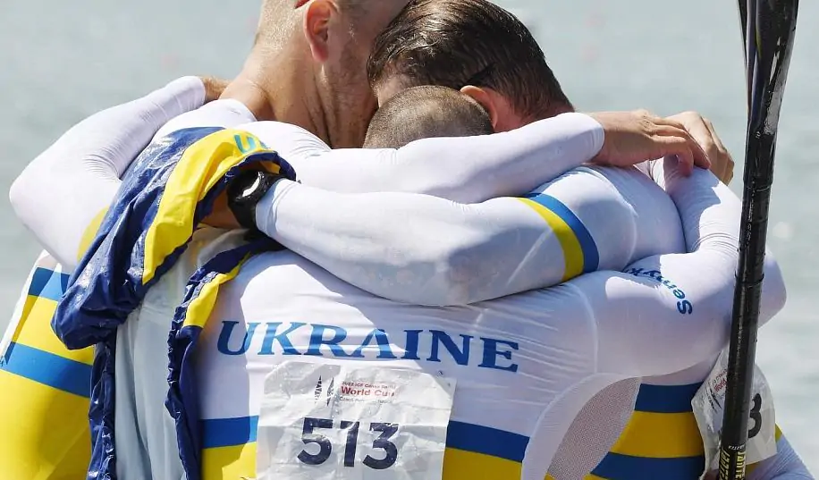 Сине-желтая Канада! Мощная поддержка украинцев на ЧМ 