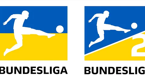Німецька футбольна ліга загрожує російському телеканалу величезним штрафом - «Матч» перефарбував «синьо-жовтий» логотип