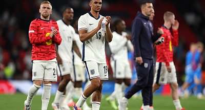 Румыния не смогла забить Лихтенштейну перед стартом Евро, Англия проиграла Исландии