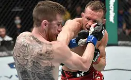 Петр Ян победил Сандхагена решением судей на UFC 267