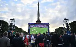 Парижская фан-зона перед матчем Франция-Исландия. Видео