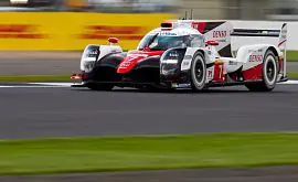 WEC: Toyota опередила Porsche в квалификации гонки «6 Часов Сильверстоуна»