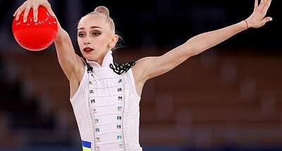 Лідер збірної України з художньої гімнастики знялася зі змагань в Італії