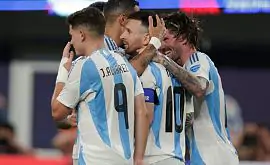 Аргентина с дебютным голом Месси на Копе вышла в финал