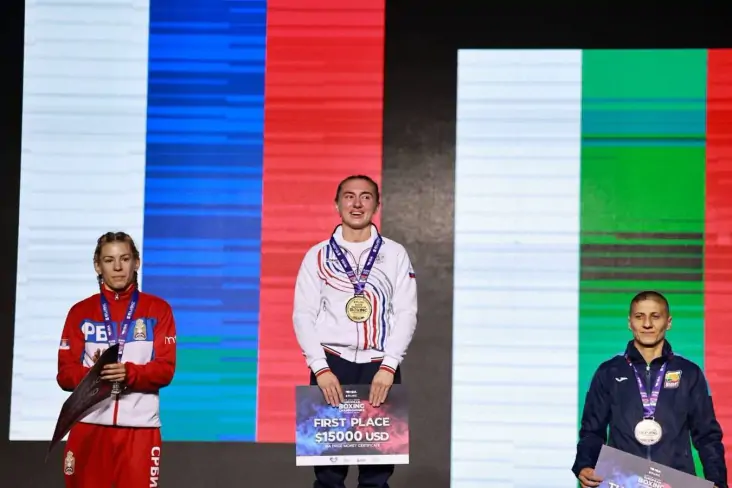 ﻿На чемпионате Европы по боксу во время награждения не включили гимн России