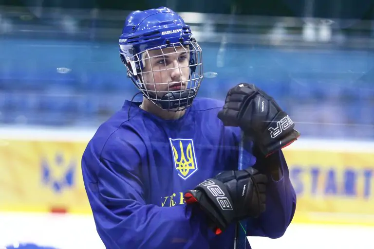Клуб USHL задрафтував двох українських хокеїстів