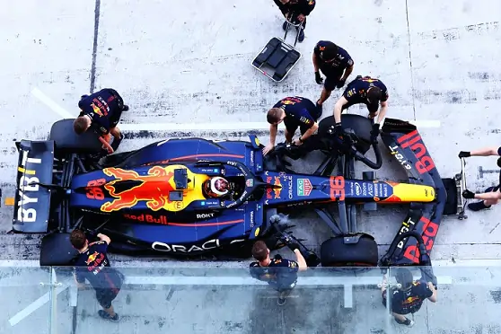 Red Bull планирует побить рекорд по скорости пит-стопа