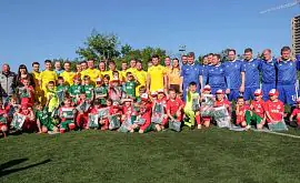 Звезды украинского футбола и журналисты сыграли в благотворительном матче «Кубок чемпионов»