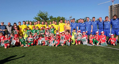 Звезды украинского футбола и журналисты сыграли в благотворительном матче «Кубок чемпионов»