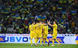 Збірна України завдяки результативним ударам дебютантів Мудрика та Піхальонка переграла гладбахську «Боруссію»